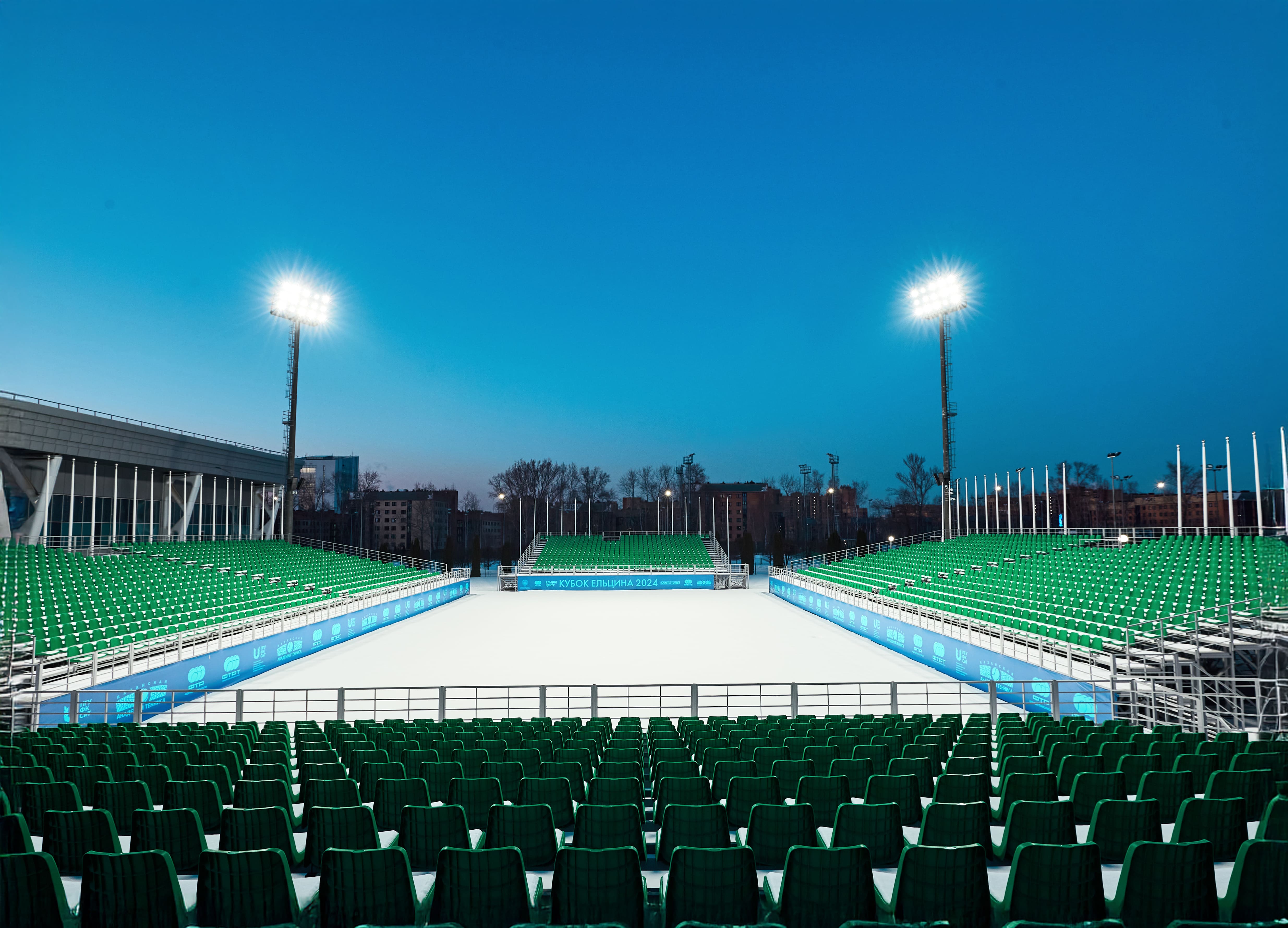 843 светильника FEREKS для академии тенниса в Казани: комфорт и эффективность